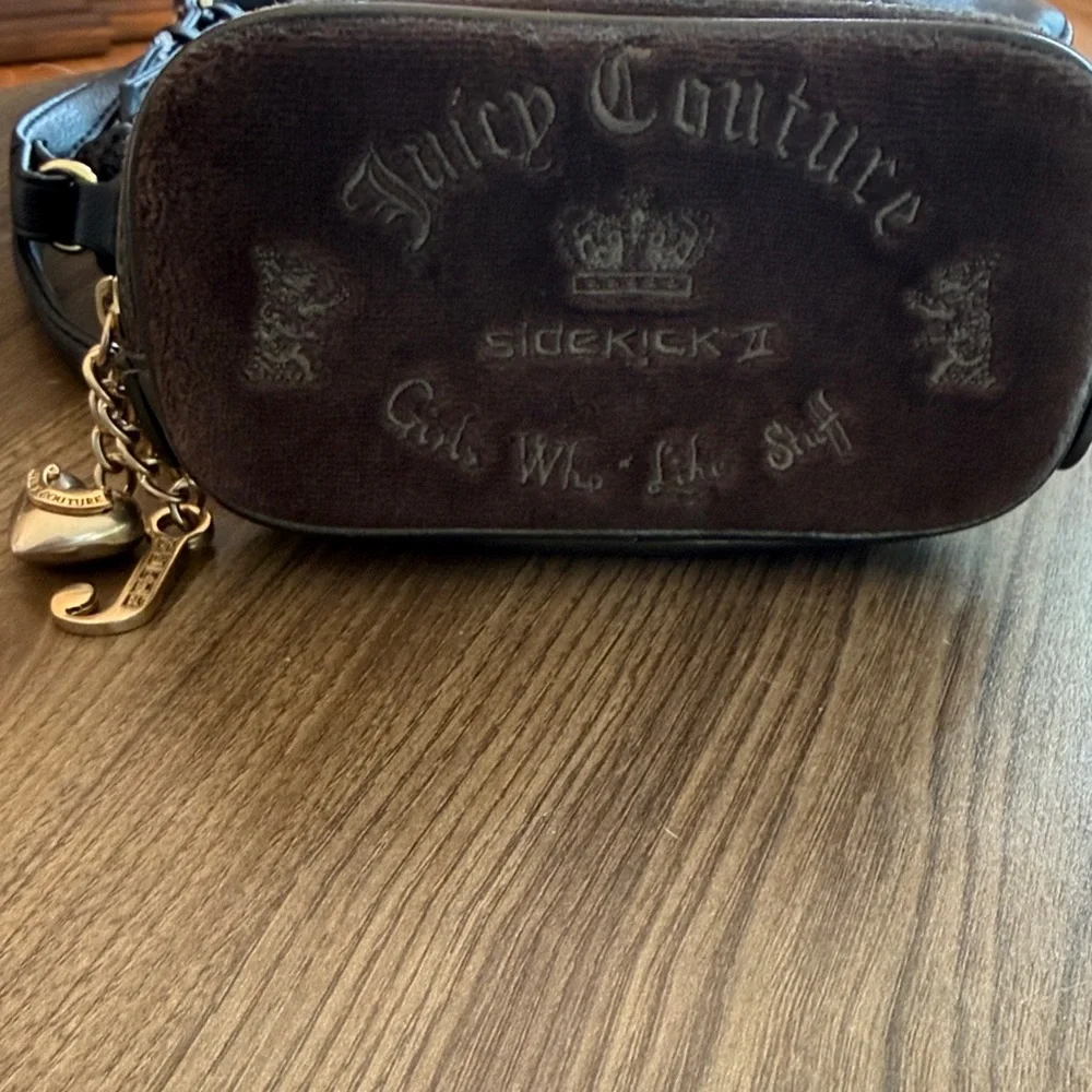 Vintage Juicy Couture Brown Sidekick II Bag** heavy Gold Accents great condition - Picture 2 of 13
